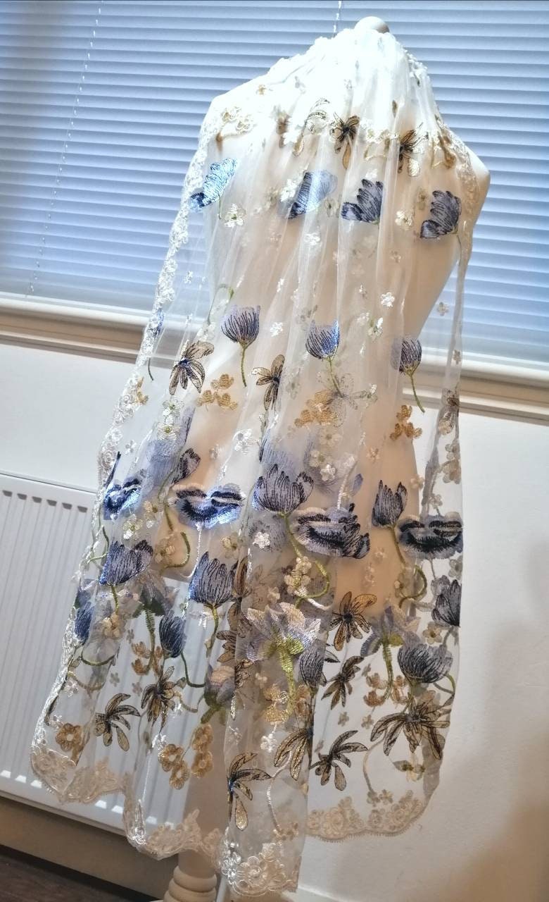 Fingertip veil, Floral veil,  Flower veil, something blue, Floral veil ,secret garden veil, boho veil,  embroidered veil, blue floral veil